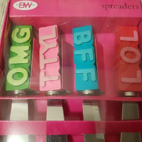 Boston Warehouse Spreaders- Text Me - Picture 3 of 3